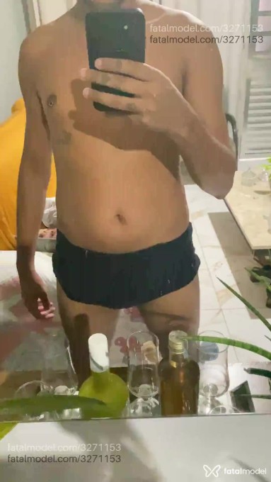 Acompanhante homem com cabelo castanho de olhos castanhos em Virtual - Felipe