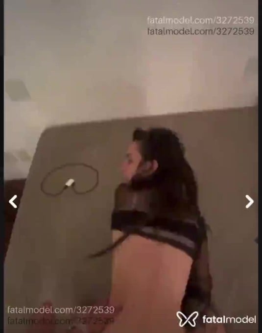 Acompanhante mulher com cabelo castanho de olhos verdes em São Paulo Acompanhante mulher com cabelo castanho de olhos verdes em São Paulo - Dionea