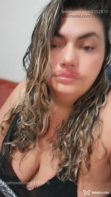 Acompanhante mulher com cabelo castanho de olhos pretos em Rio Verde - Gordinhasafada
