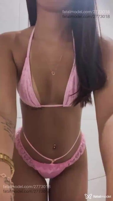 Acompanhante mulher com cabelo castanho de olhos castanhos em Belém - Yá Rodrigues
