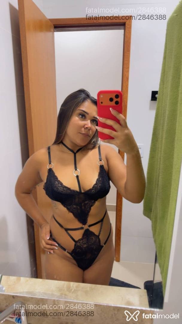 Acompanhante mulher com cabelo castanho de olhos mel em Patrocínio - Bruna Gomes