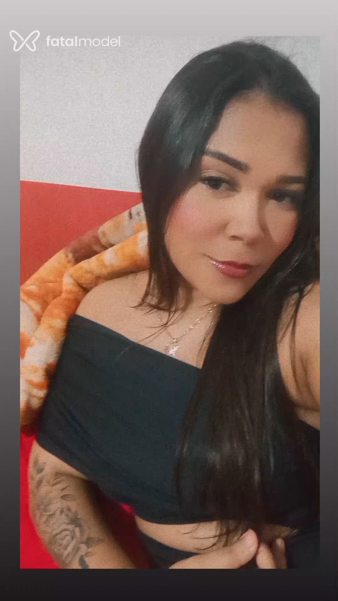 Acompanhante mulher com cabelo castanho de olhos mel - Mary Santos