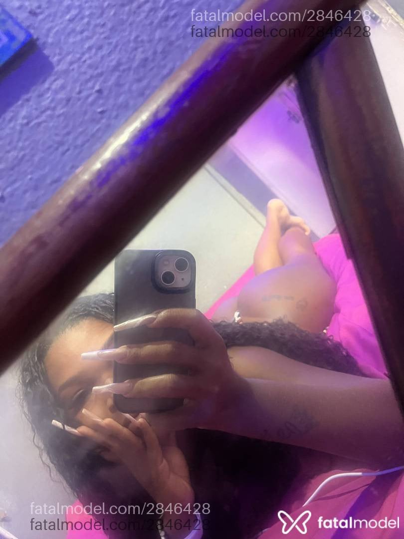 Acompanhante mulher morena (o) de olhos pretos em Belo Horizonte - Maria Flor
