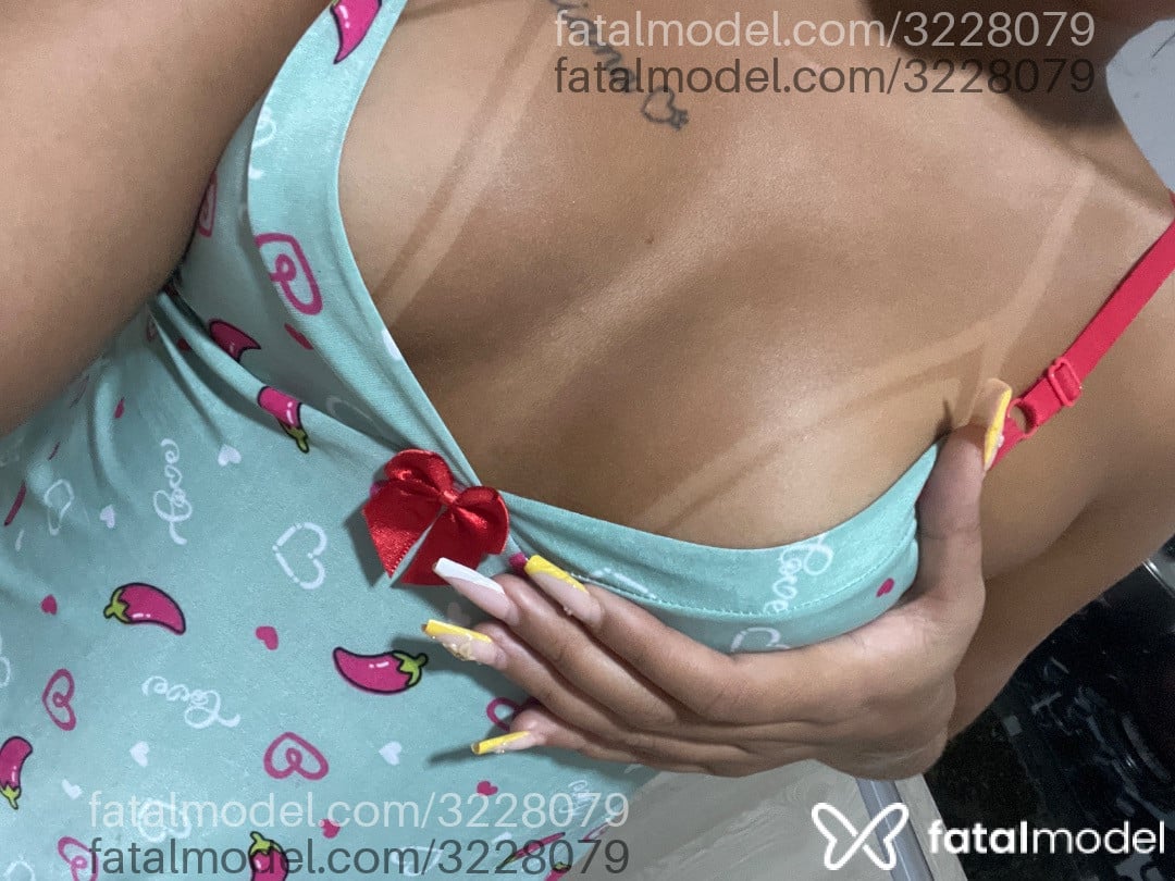 Acompanhante mulher morena (o) de olhos castanhos em Contagem - Rayssa