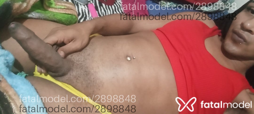 Acompanhante mulher trans com cabelo castanho de olhos castanhos em Mangaratiba - Allana Mel