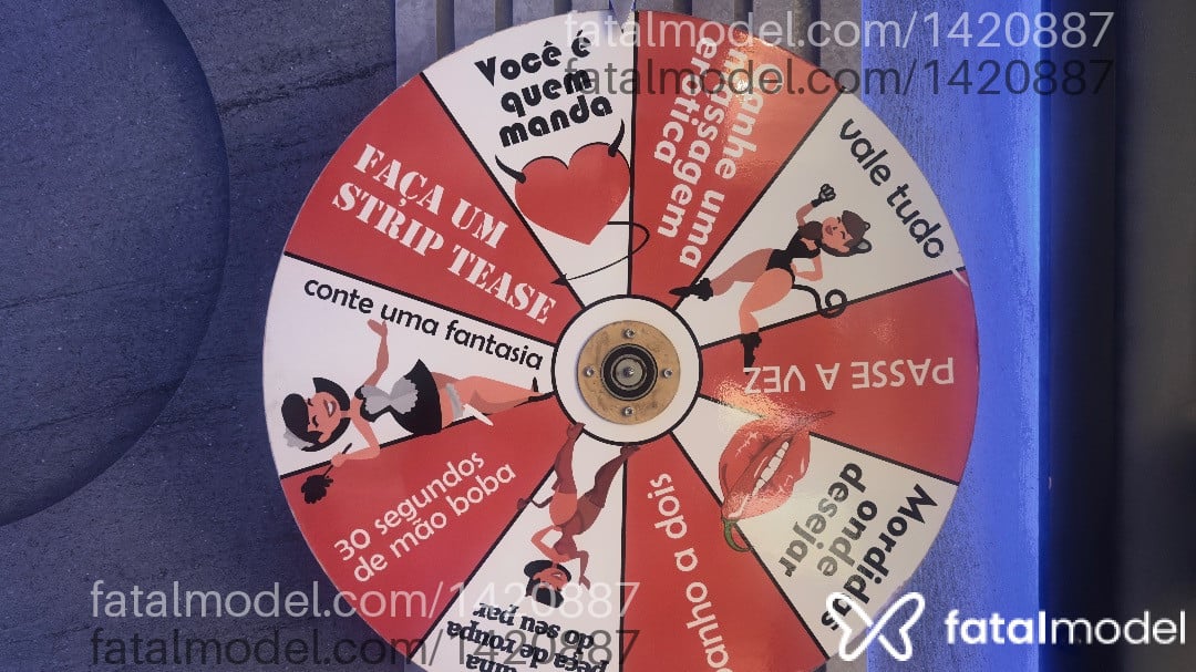 Acompanhante mulher morena (o) de olhos mel em Mogi Guaçu - Vívian
