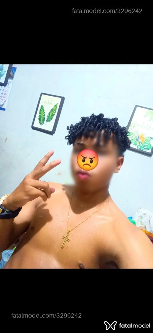Acompanhante homem morena (o) de olhos pretos em Belém - Renan