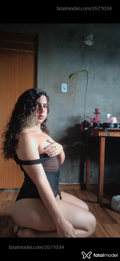 Acompanhante mulher trans com cabelo castanho de olhos castanhos em Congonhas - Bianca