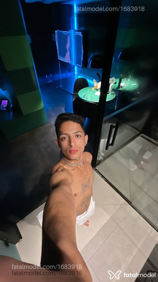 Acompanhante homem loira (o) de olhos castanhos em São Paulo - Andy