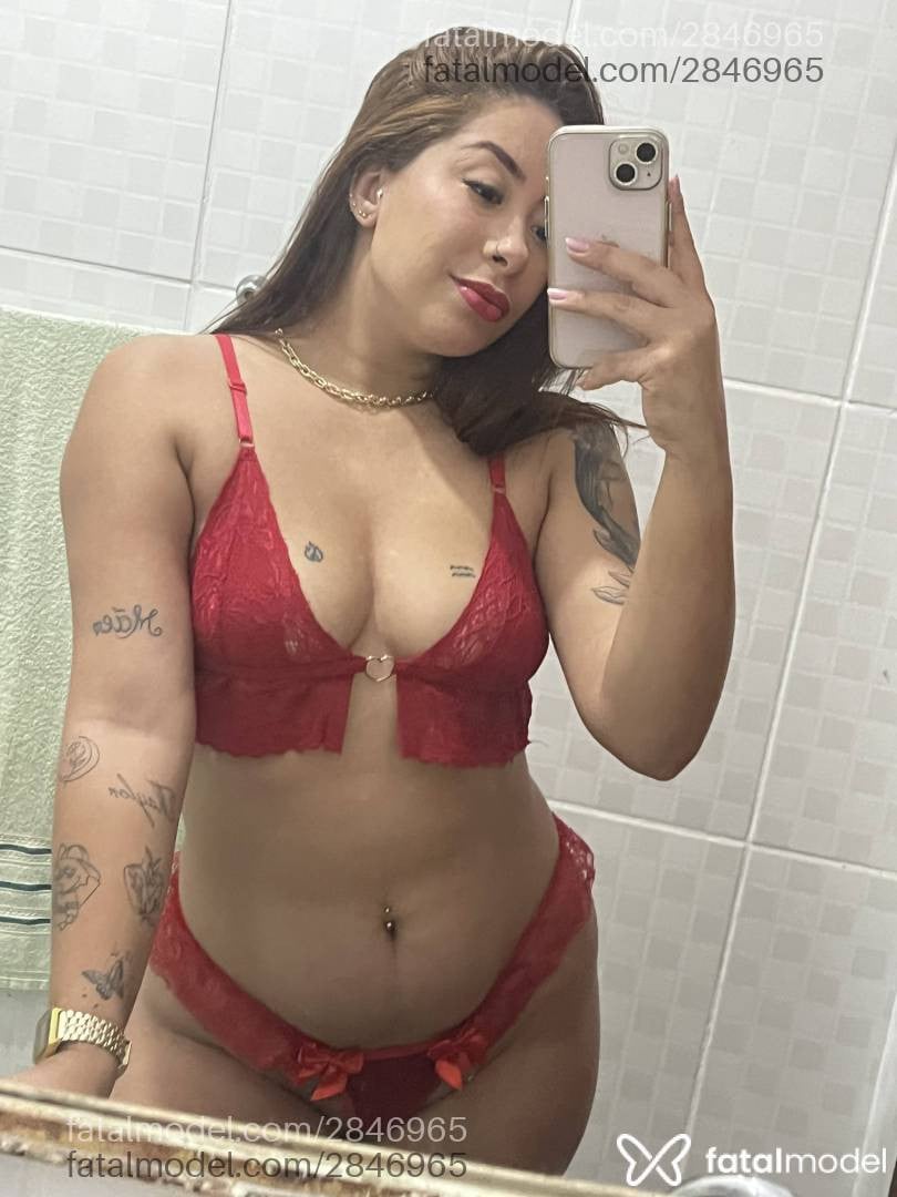 Acompanhante mulher ruiva (o) de olhos castanhos em Resende - Maju