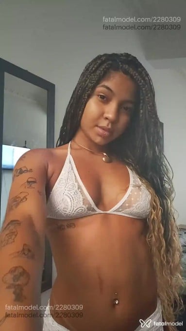Acompanhante mulher ruiva (o) de olhos pretos em Juiz de Fora - Lana