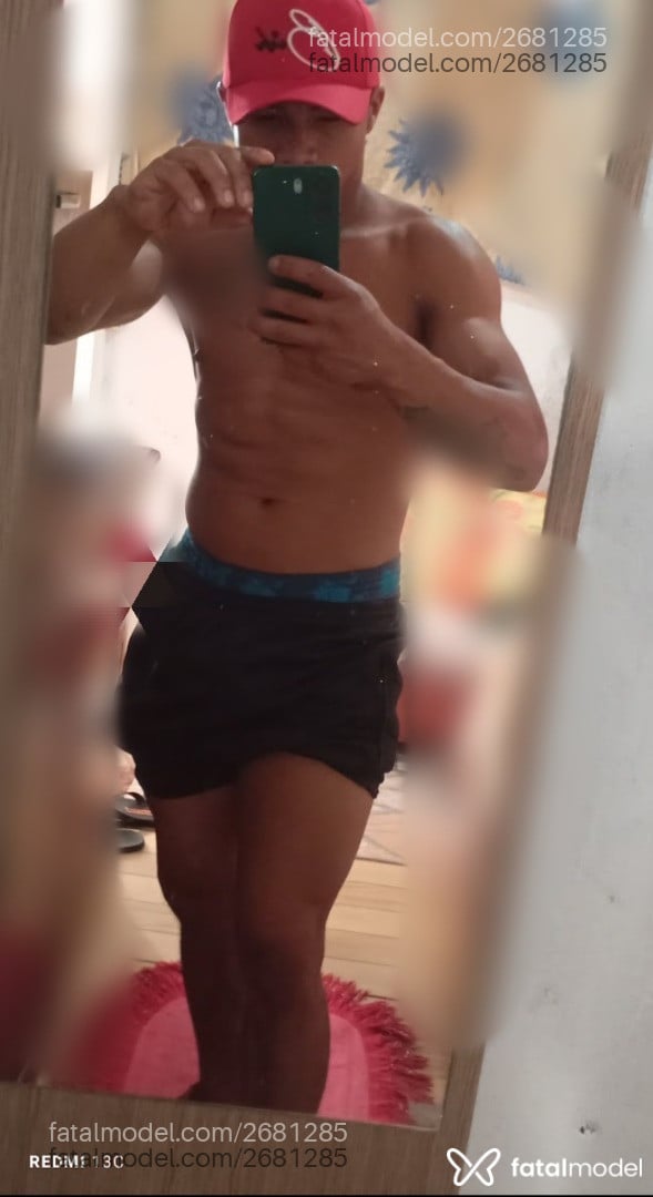 Acompanhante homem loira (o) de olhos pretos em Chapecó - Marques Silva