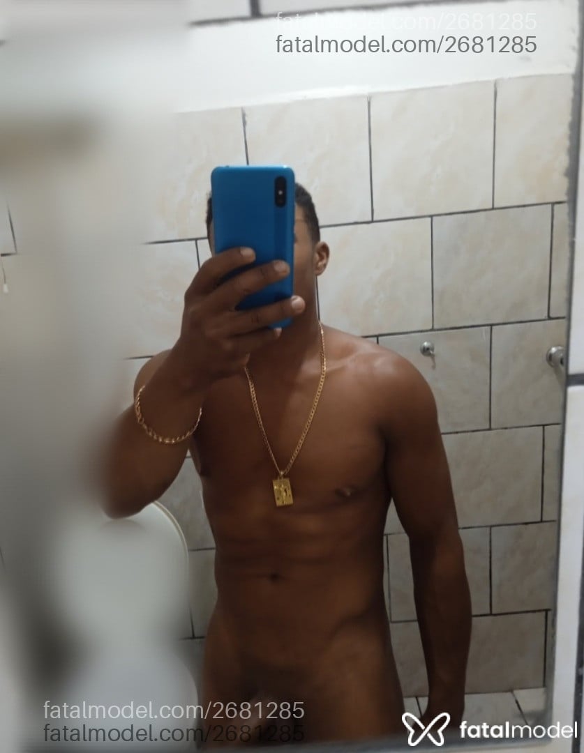 Acompanhante homem loira (o) de olhos pretos em Chapecó - Marques Silva