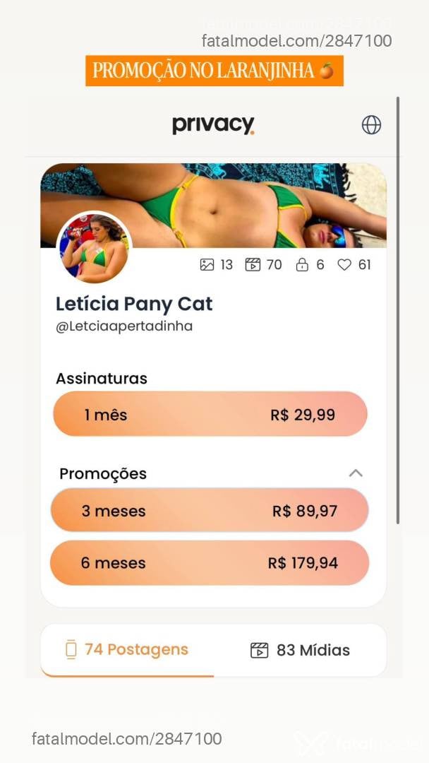 Acompanhante mulher trans com cabelo castanho de olhos castanhos - Felipa
