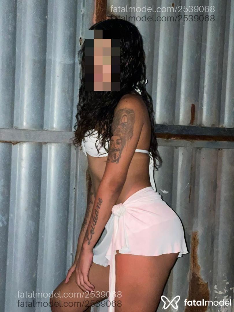 Acompanhante mulher com cabelo castanho de olhos pretos em Itapetinga Acompanhante mulher com cabelo castanho de olhos pretos em Itapetinga - Japasantos