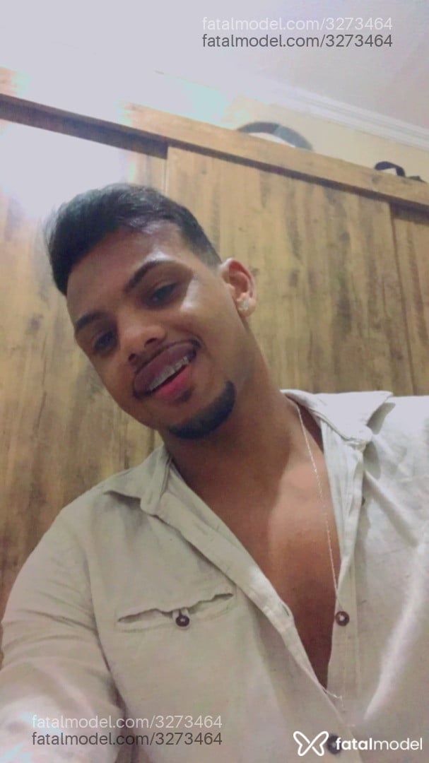 Acompanhante homem morena (o) de olhos mel em São Paulo - Raris