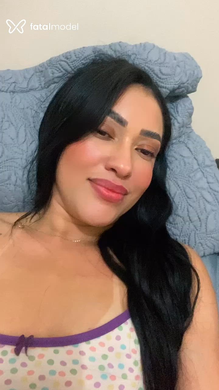 Acompanhante mulher morena (o) de olhos castanhos - Luna Linz