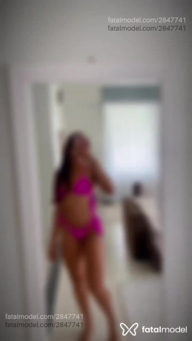 Acompanhante mulher ruiva (o) de olhos castanhos em Vila Velha - Paola