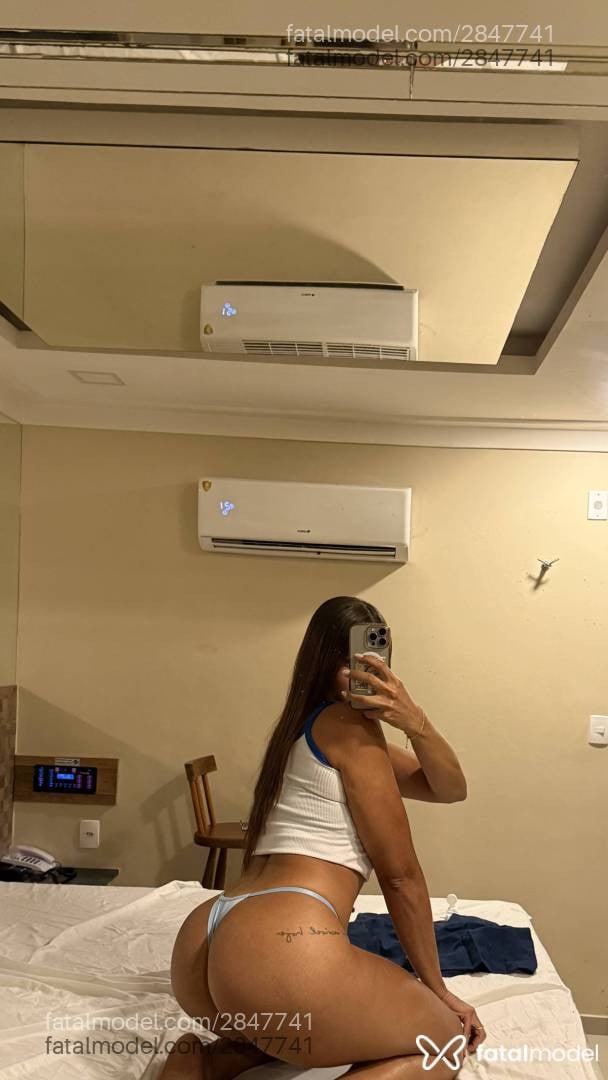 Acompanhante mulher ruiva (o) de olhos castanhos em Vila Velha - Paola