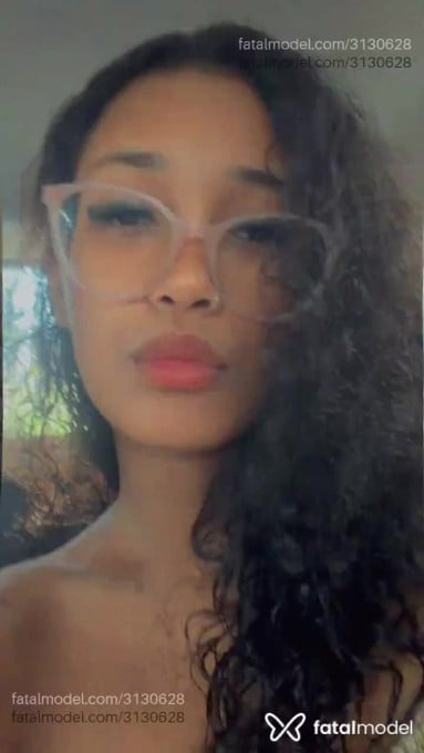 Acompanhante mulher com cabelo castanho de olhos castanhos em São Paulo - Ayra Bellini