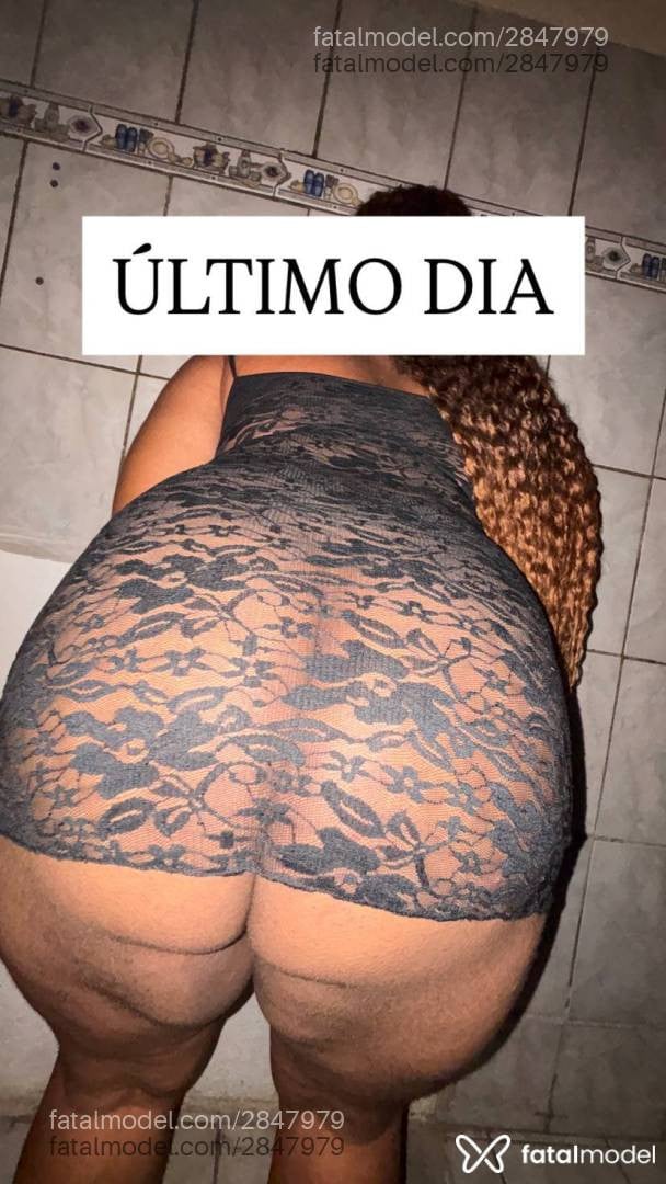 Acompanhante mulher trans com cabelo castanho de olhos castanhos em Guanambi - Ariane