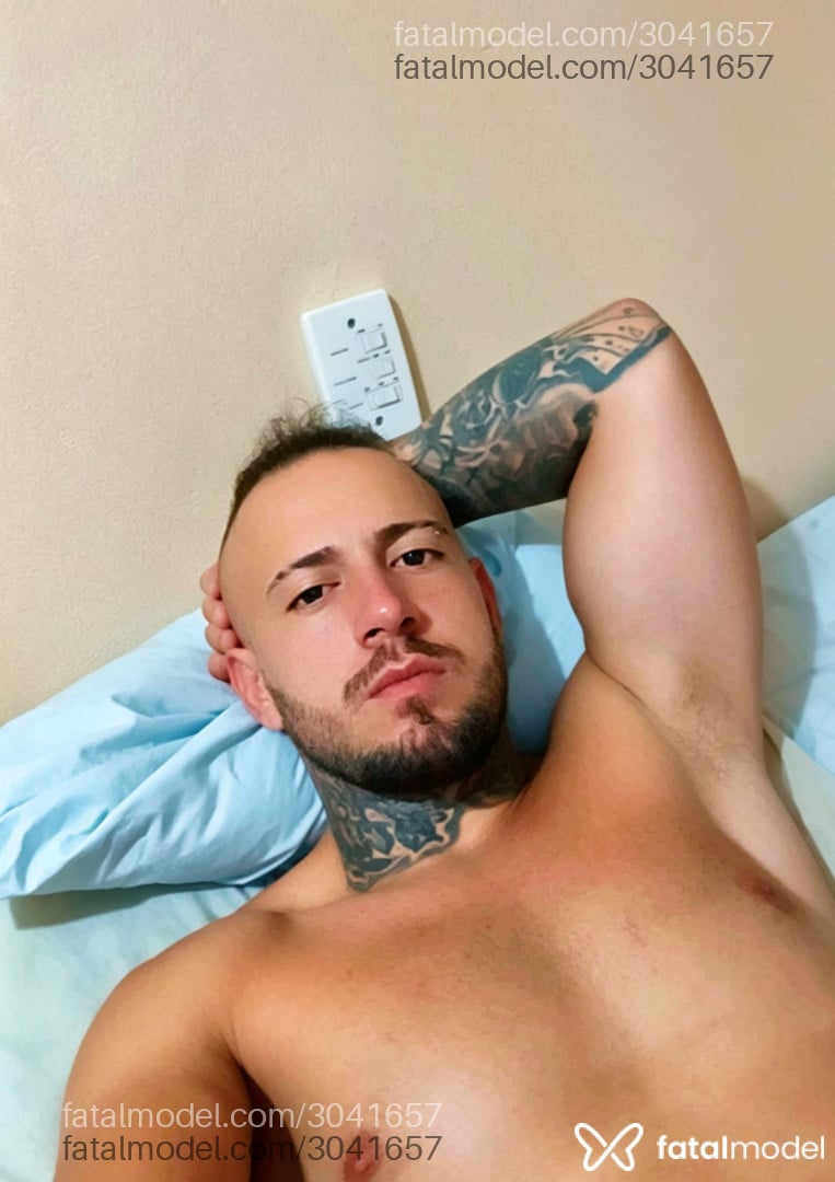 Acompanhante homem com cabelo castanho de olhos castanhos em Franca - Alexander