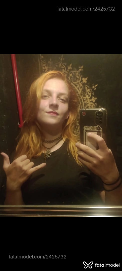 Acompanhante mulher ruiva (o) de olhos azuis em São Paulo - Misa