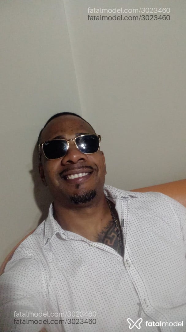 Acompanhante homem com cabelo castanho de olhos pretos em Rio Branco - Rafael Baiano
