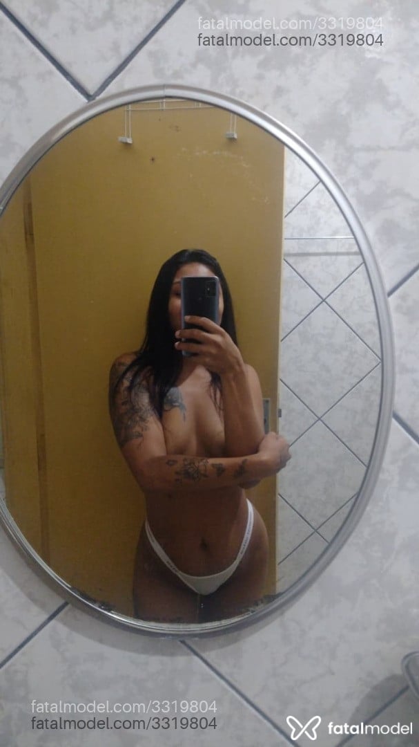 Acompanhante mulher morena (o) de olhos mel em Palmeiras de Goiás Acompanhante mulher morena (o) de olhos mel em Palmeiras de Goiás - Bia