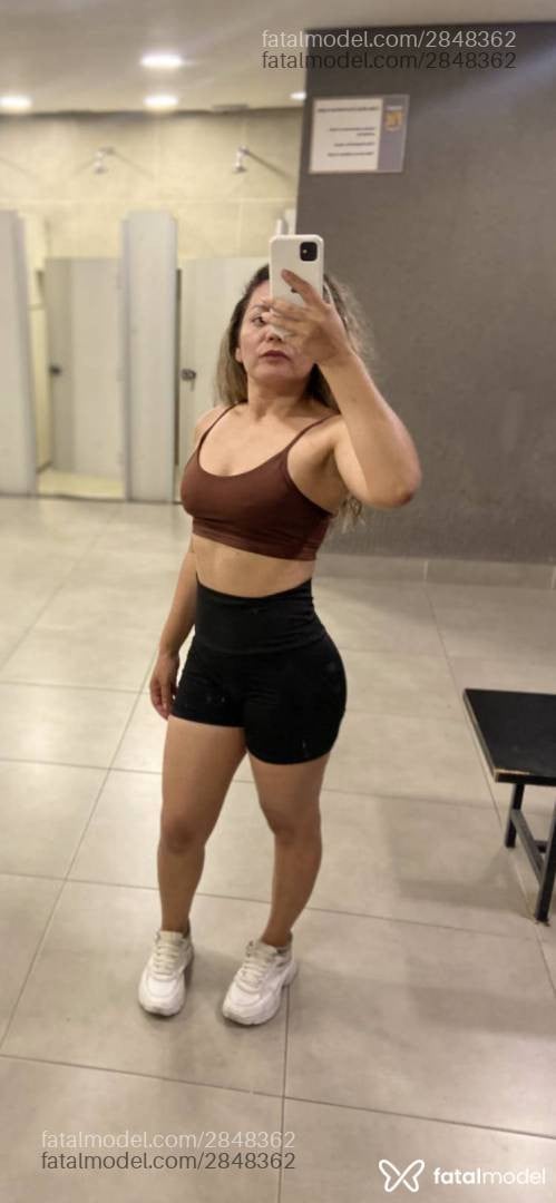 Acompanhante mulher loira (o) de olhos castanhos - Luna Ferraz Acompanhante mulher loira (o) de olhos castanhos - Luna Ferraz