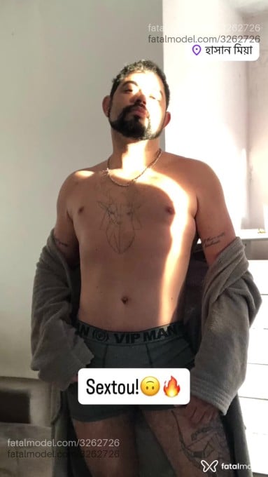 Acompanhante homem com cabelo castanho de olhos castanhos em São Paulo - Dhiego Bittencourt