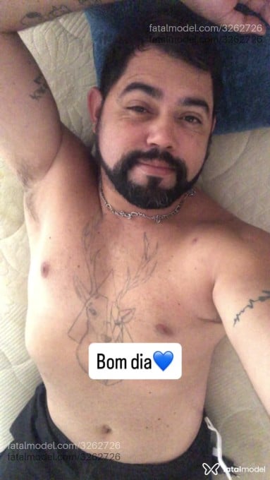 Acompanhante homem com cabelo castanho de olhos castanhos em São Paulo - Dhiego Bittencourt