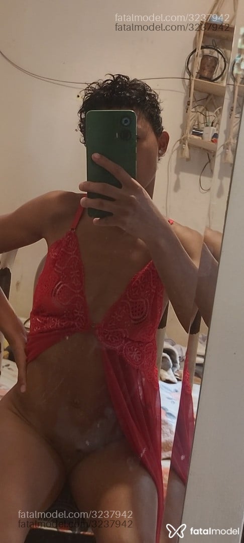 Acompanhante mulher morena (o) de olhos pretos em Guarapari - Lendária