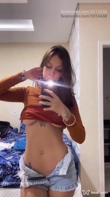 Acompanhante mulher morena (o) de olhos mel em Cascavel - Keity