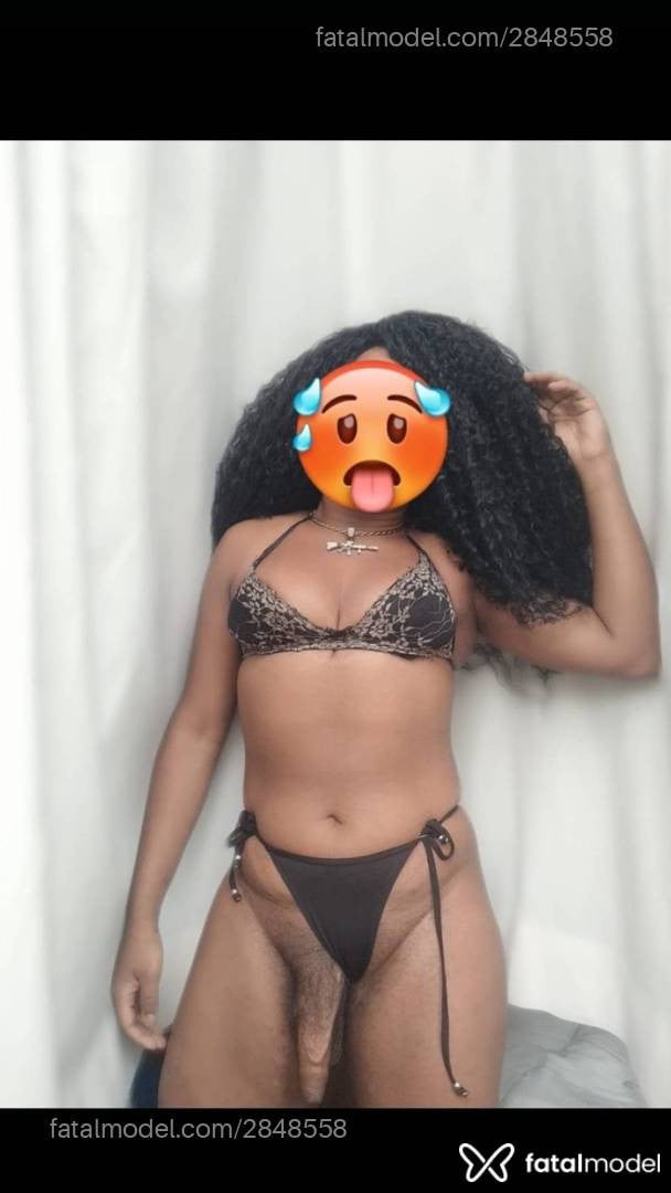 Acompanhante mulher trans morena (o) de olhos castanhos - Rubi Araújo Bahia