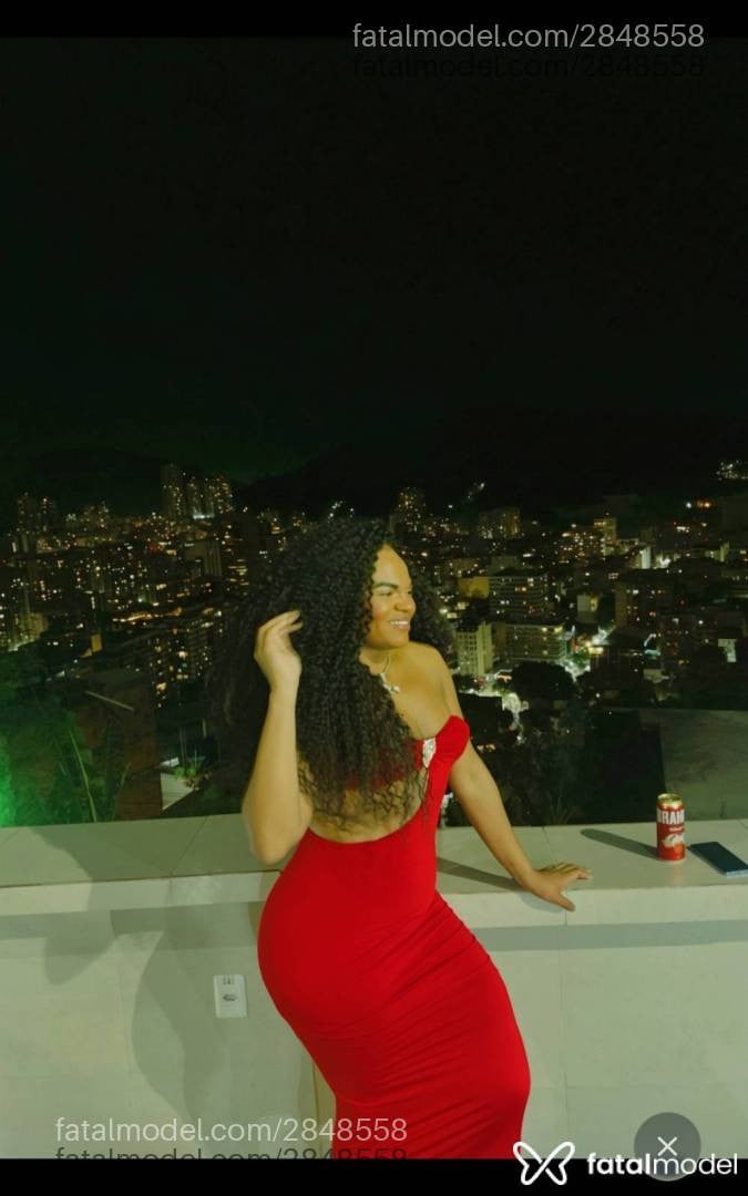 Acompanhante mulher trans morena (o) de olhos castanhos - Rubi Araújo Bahia
