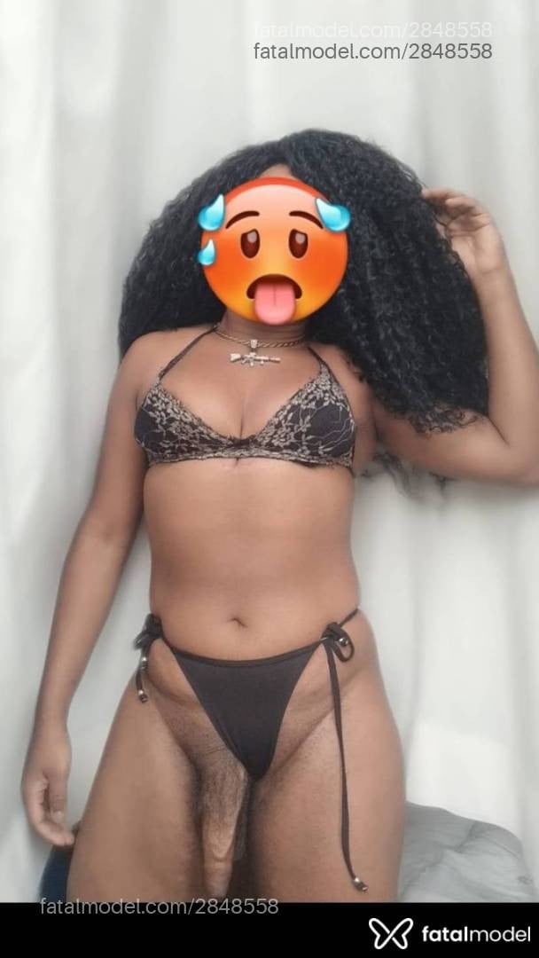 Acompanhante mulher trans morena (o) de olhos castanhos - Rubi Araújo Bahia