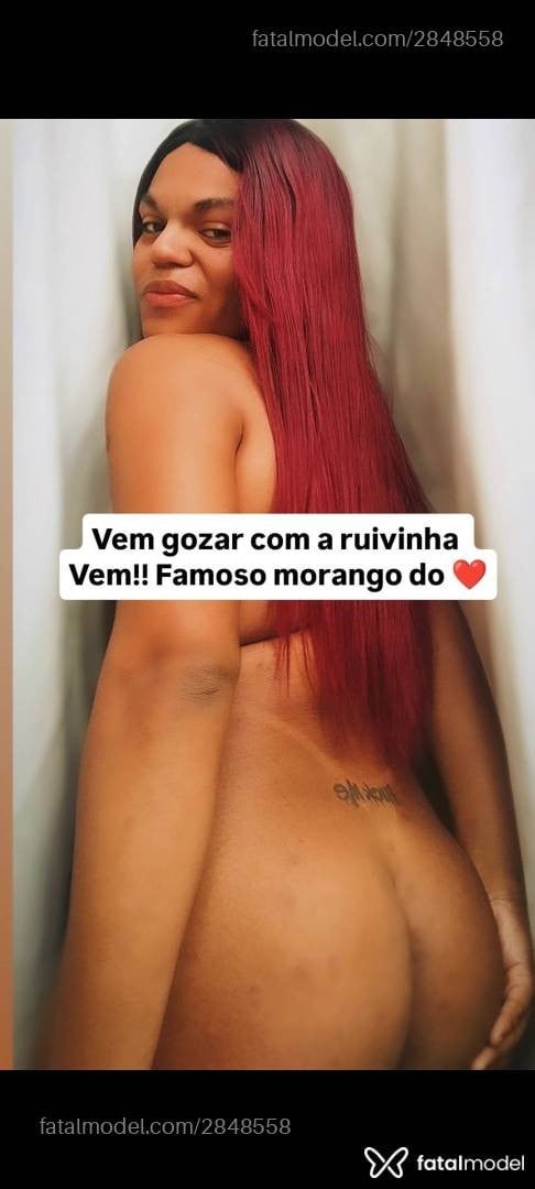 Acompanhante mulher trans morena (o) de olhos castanhos - Rubi Araújo Bahia