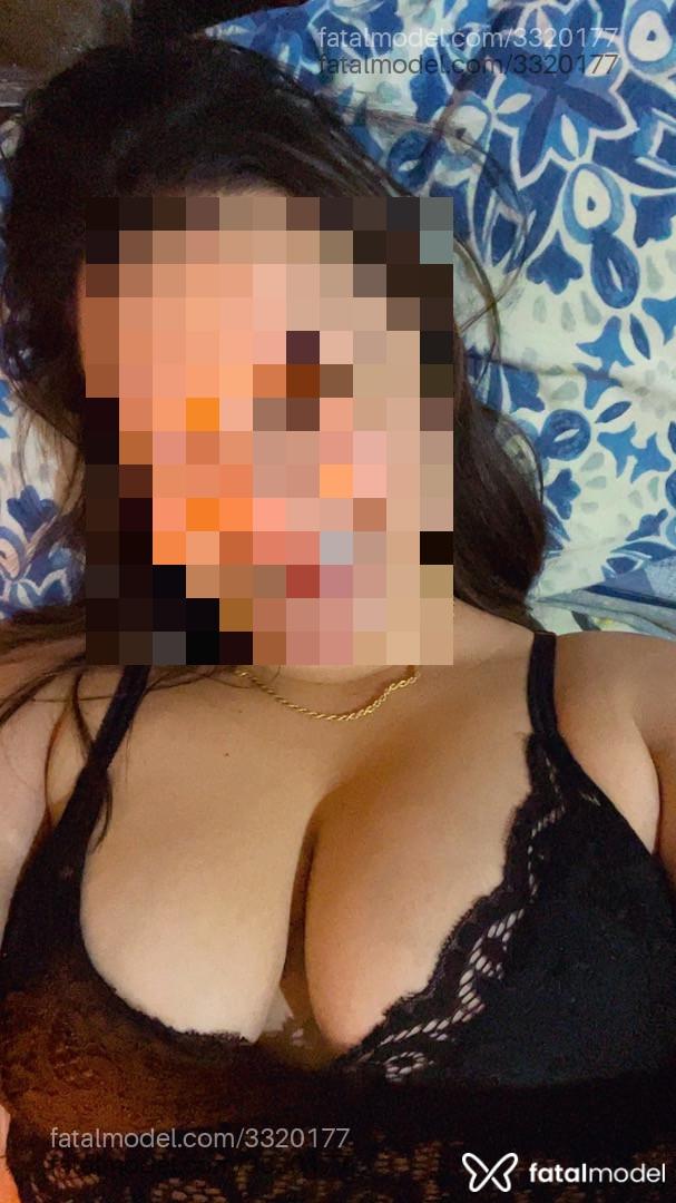 Acompanhante mulher com cabelo castanho de olhos castanhos em Virtual Acompanhante mulher com cabelo castanho de olhos castanhos em Virtual - Amanda Ferrari