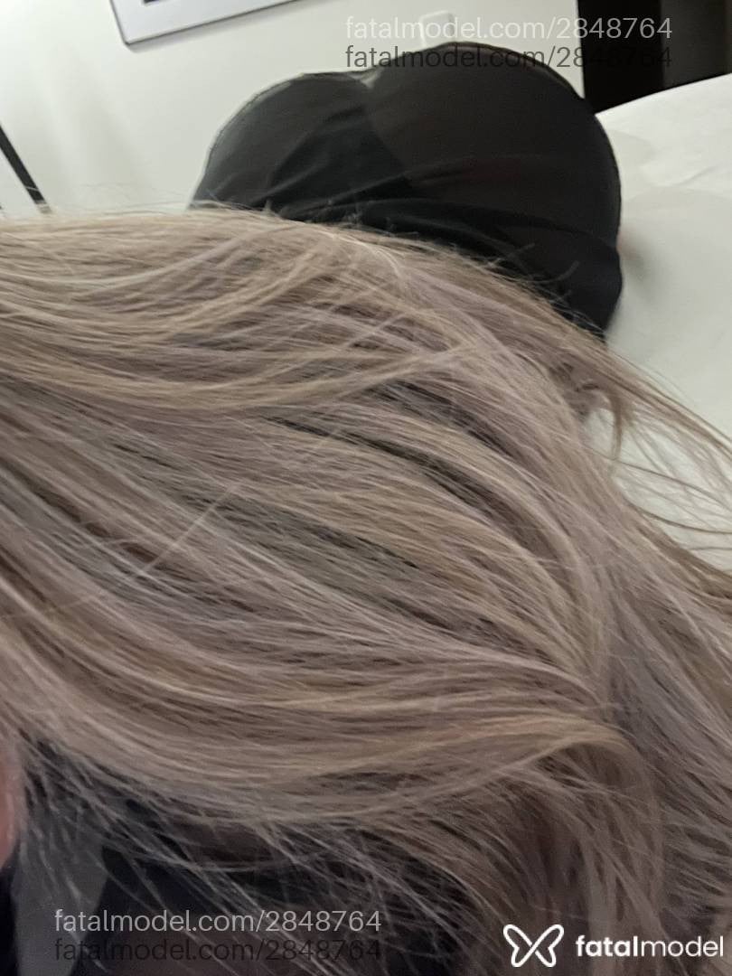 Acompanhante mulher loira (o) de olhos castanhos em Joinville - Jully Becker