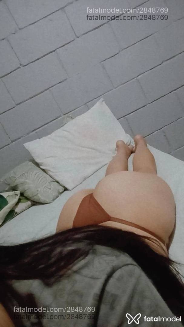 Acompanhante mulher morena (o) de olhos castanhos - Alice Salles