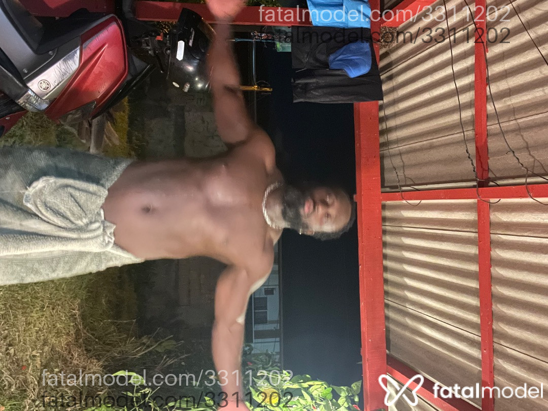 Acompanhante homem com cabelo castanho de olhos mel em Florianópolis - Debaran