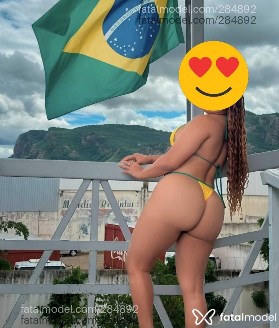 Acompanhante mulher loira (o) de olhos castanhos em Sobral - Ana Lara