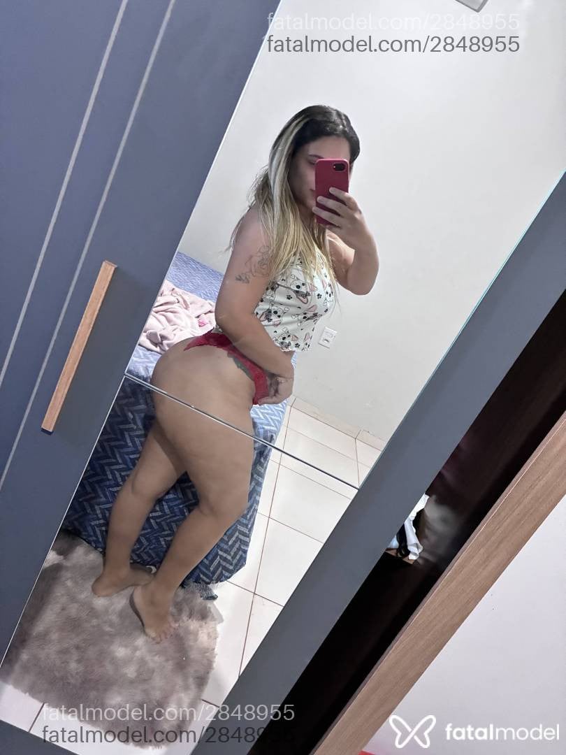 Acompanhante mulher loira (o) de olhos castanhos em Nova Mutum - Anny Beatriz