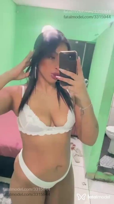 Acompanhante mulher morena (o) de olhos castanhos em São Paulo - Babyprado
