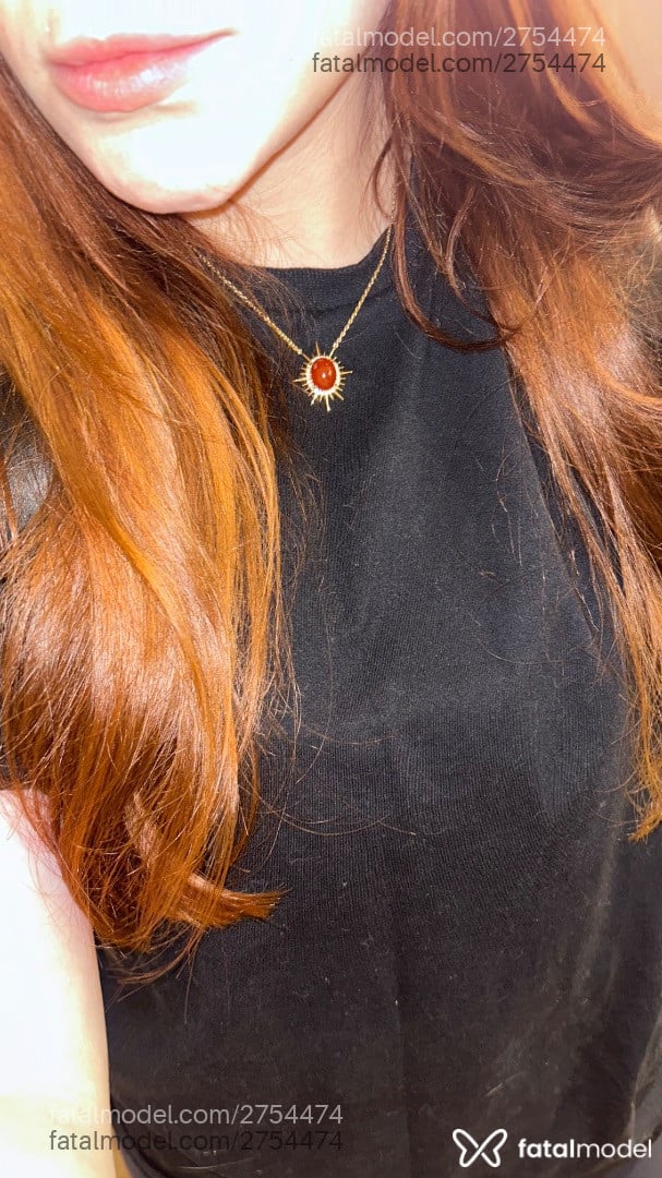 Acompanhante mulher ruiva (o) de olhos castanhos em Curitiba - Isa Schulz