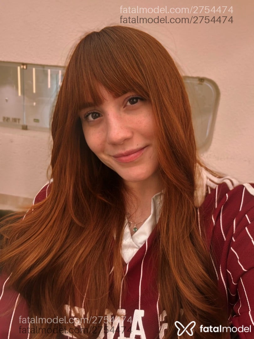 Acompanhante mulher ruiva (o) de olhos castanhos em Curitiba - Isa Schulz