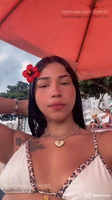 Acompanhante mulher morena (o) de olhos castanhos em Guarapari - Julinha