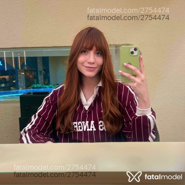Acompanhante mulher ruiva (o) de olhos castanhos em Curitiba - Isa Schulz