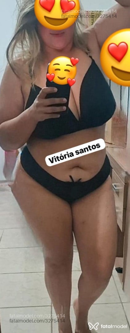 Acompanhante mulher loira (o) de olhos verdes em Boa Vista da Aparecida - Vitória Santos